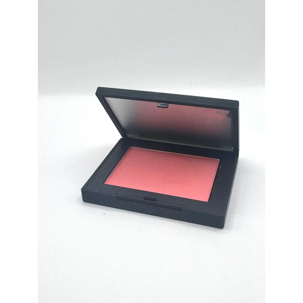 NARS Dominant‎ Blush Powder Coral Pink